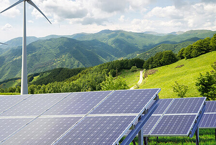 ¿Cómo extender de manera efectiva la vida útil de los soportes de montaje del panel solar?